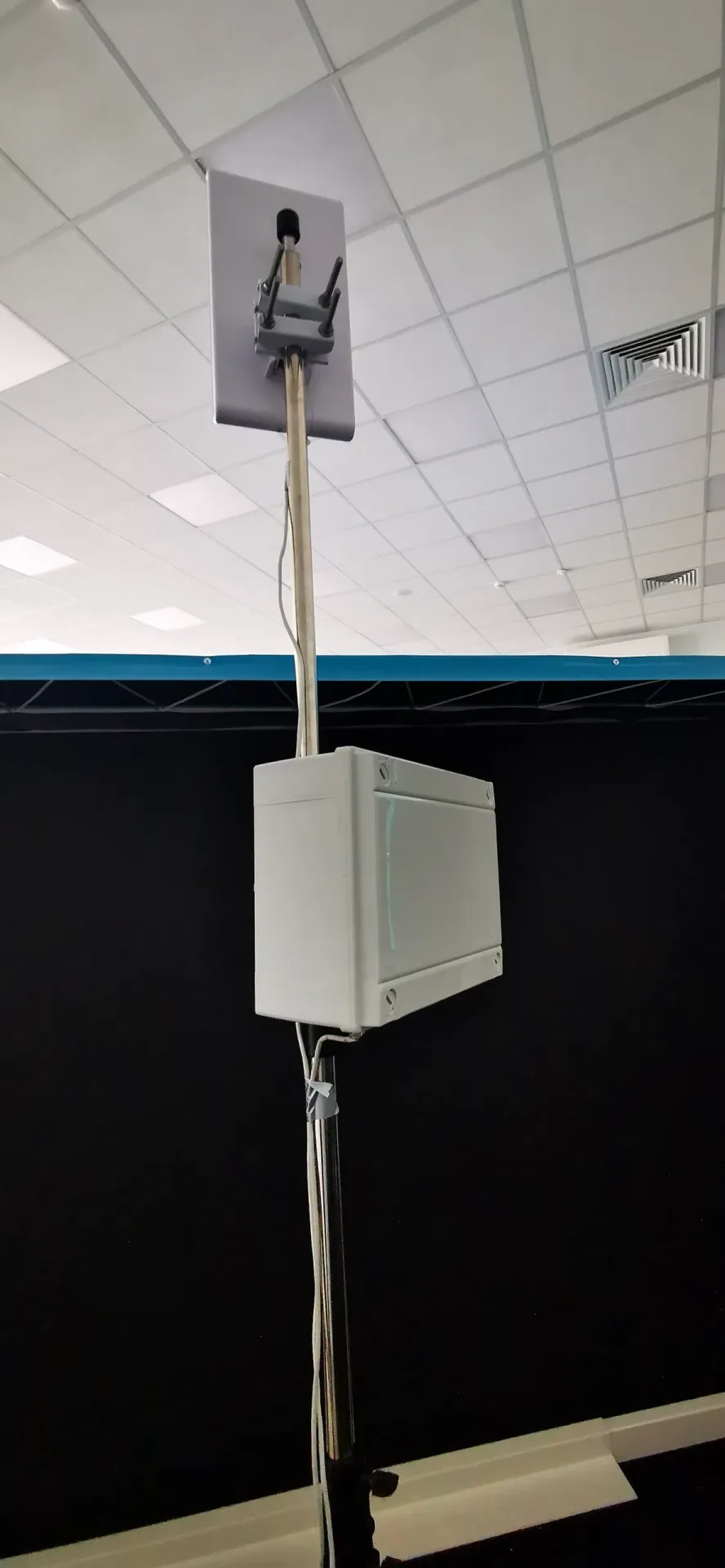 WiFi и LTE антенна