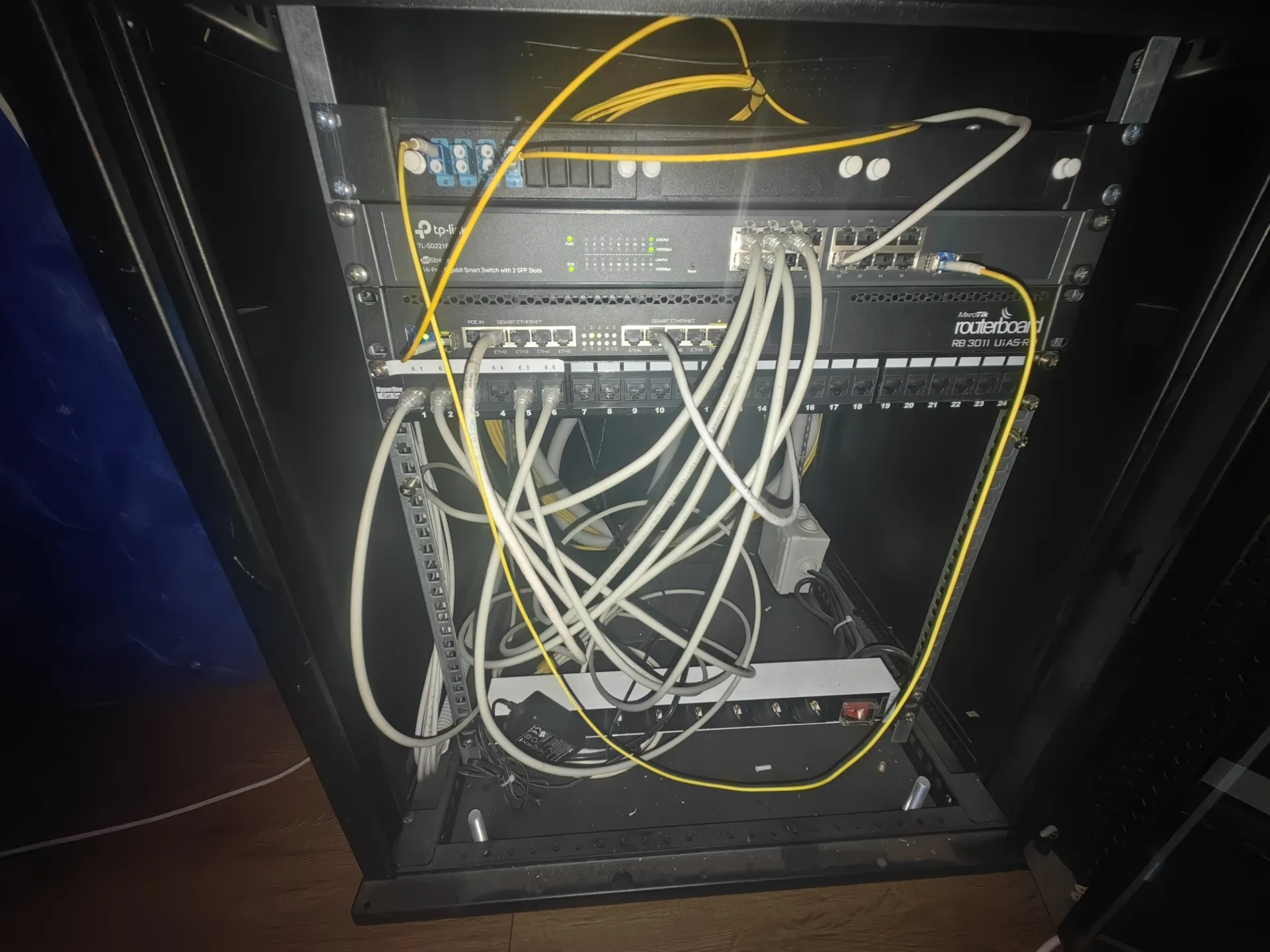 Оптический коммутатор
